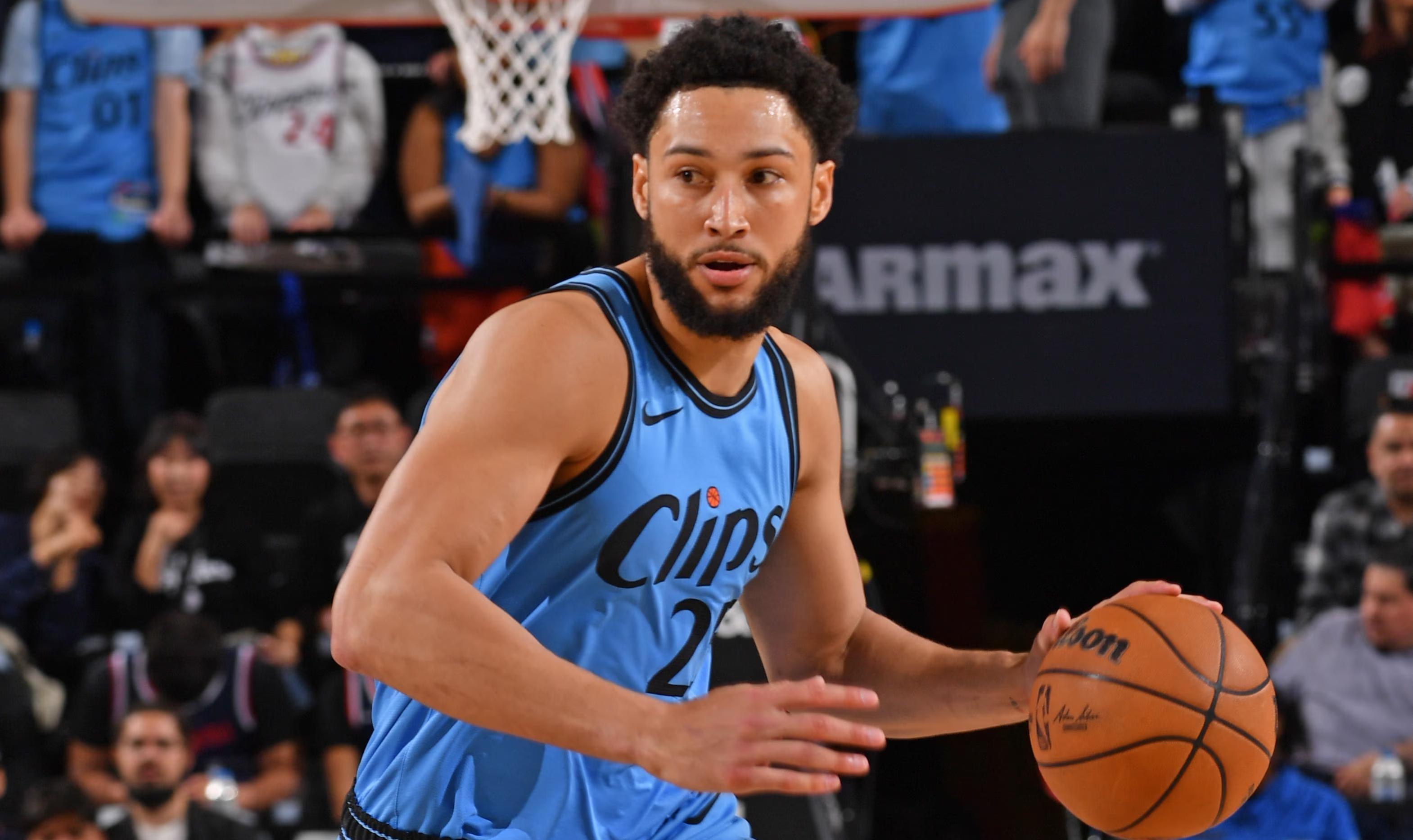 不过在近些, 过亮眼表现, 合同