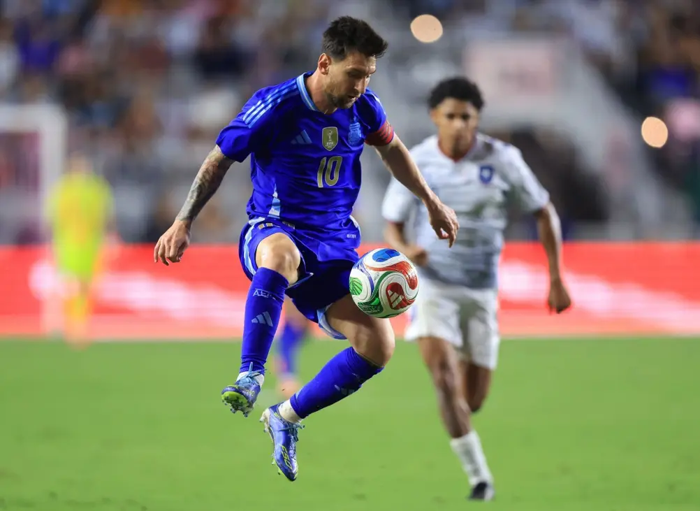 麦卡劳塔罗, 出色的发挥, 会的却是波 麦卡劳塔罗, 出色的发挥, 会的却是波